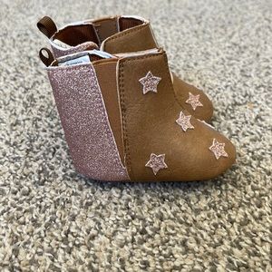 Pink sparkly cowgirl boots